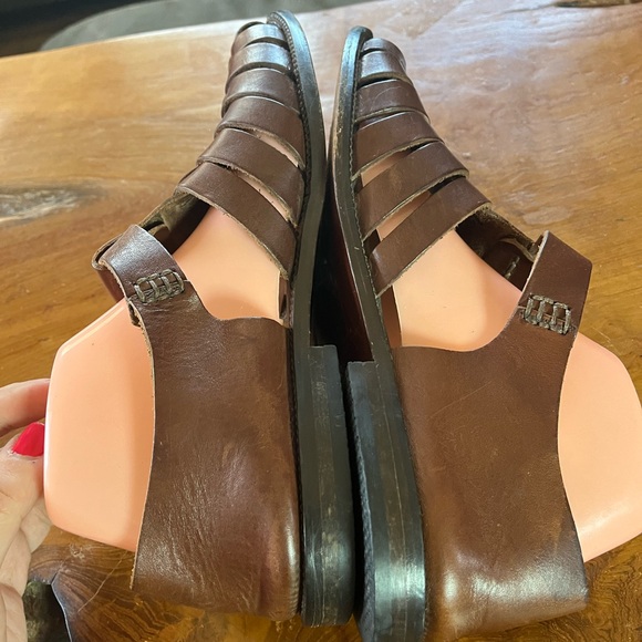 Tommy Bahama Leather Fisherman Sandals Brown – Men’s Size 7 main image 7